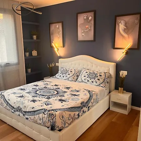 Eleganti In Centro Storico Apartment Verbania