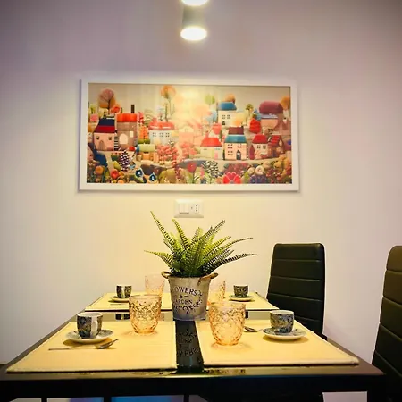 Elegant In The Historic Center * Verbania