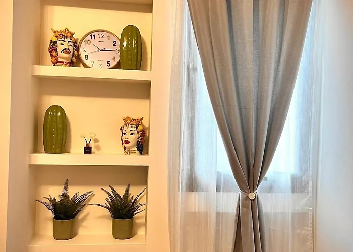 Elegant In The Historic Center Apartamento Verbania