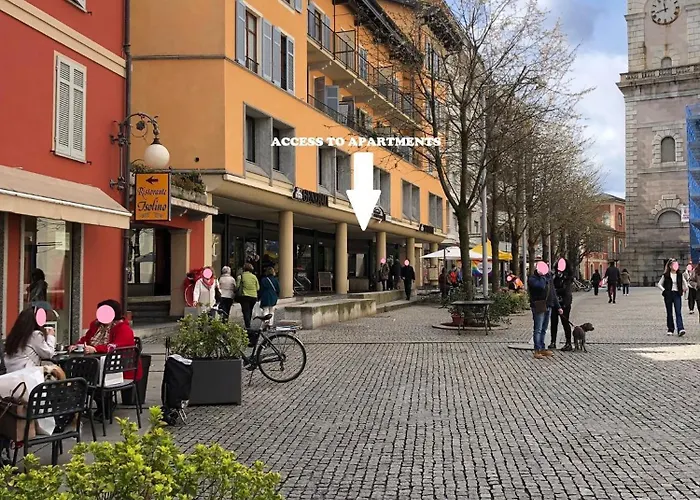 Elegant In The Historic Center Verbania